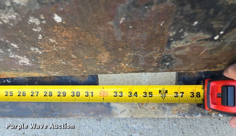 image for item EE8487 Okada America ORV550 skid steer breaker