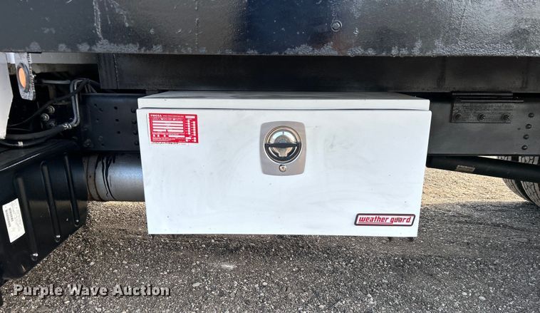 image for item EG0735 2007 Chevrolet  C6500 dump truck