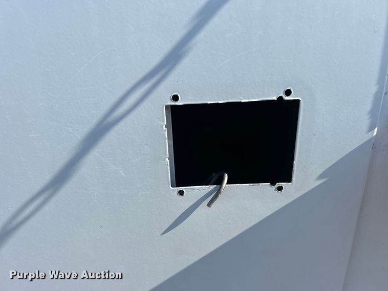 image for item EG0990 2012 Ford F550 Super Duty XL SuperCab utility / service truck