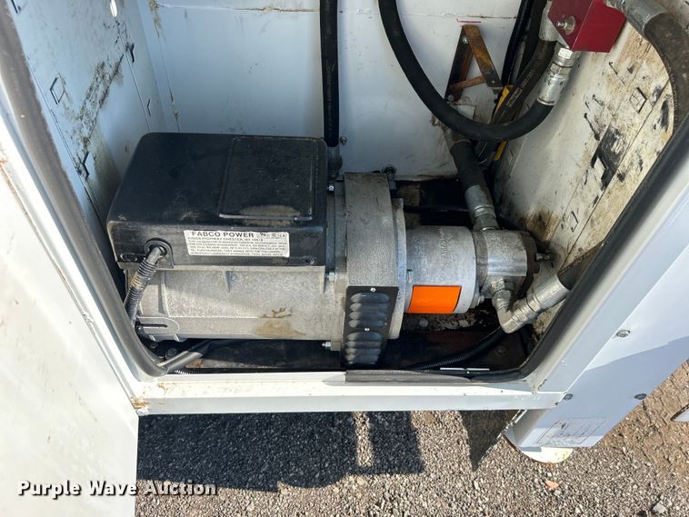 image for item EG0990 2012 Ford F550 Super Duty XL SuperCab utility / service truck