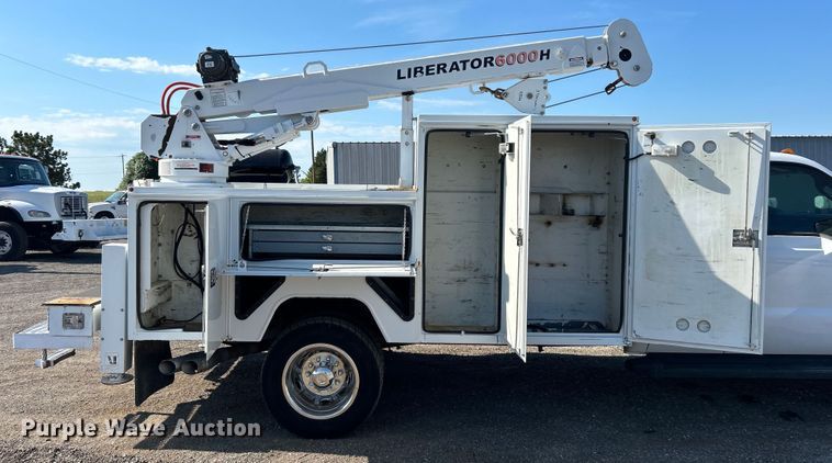 image for item EG0990 2012 Ford F550 Super Duty XL SuperCab utility / service truck