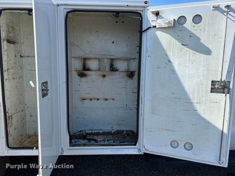 image for item EG0990 2012 Ford F550 Super Duty XL SuperCab utility / service truck