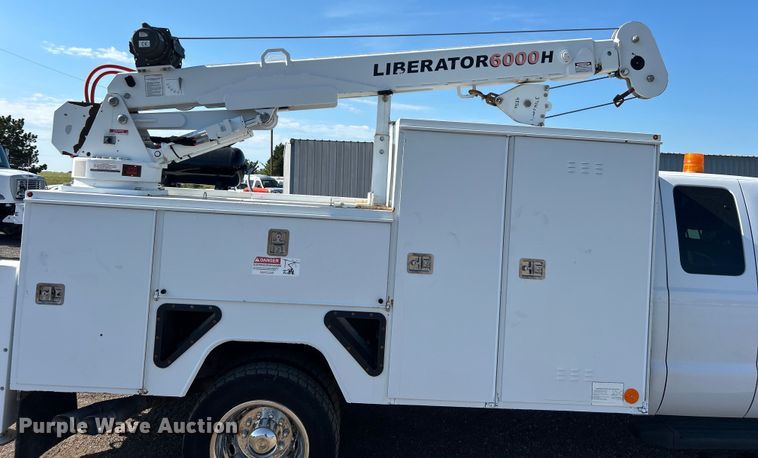 image for item EG0990 2012 Ford F550 Super Duty XL SuperCab utility / service truck