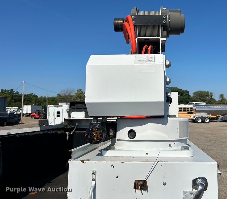 image for item EG0990 2012 Ford F550 Super Duty XL SuperCab utility / service truck