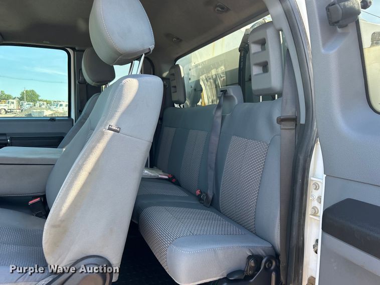 image for item EG0990 2012 Ford F550 Super Duty XL SuperCab utility / service truck