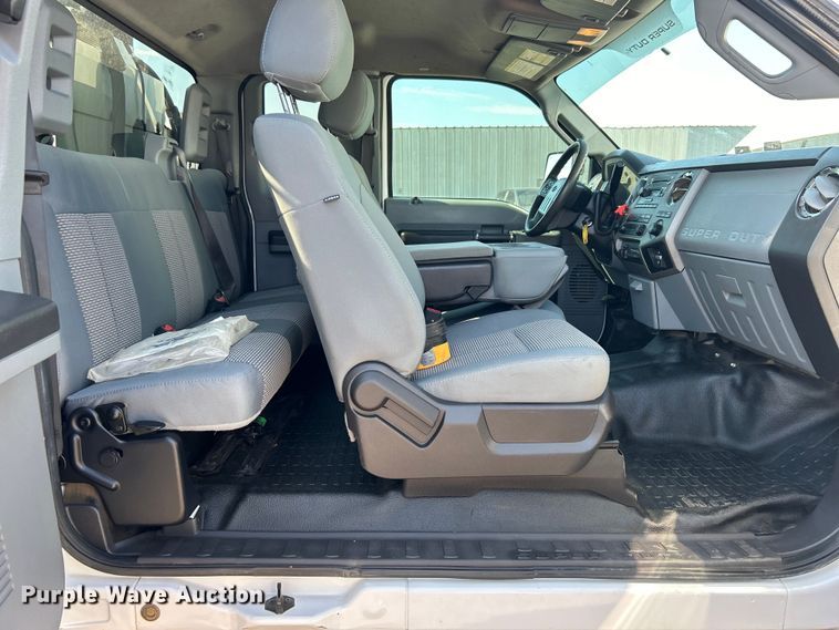 image for item EG0990 2012 Ford F550 Super Duty XL SuperCab utility / service truck