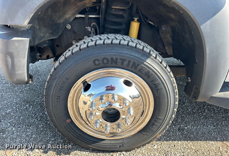 image for item EG0990 2012 Ford F550 Super Duty XL SuperCab utility / service truck