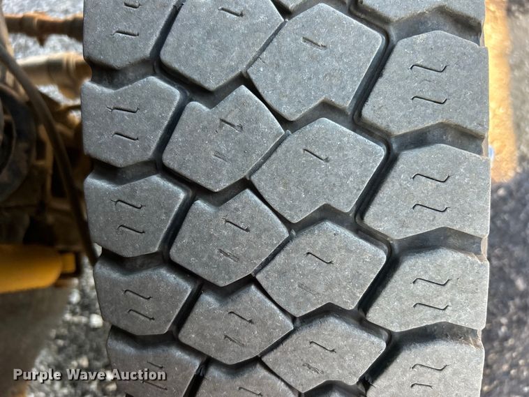 image for item EG0990 2012 Ford F550 Super Duty XL SuperCab utility / service truck