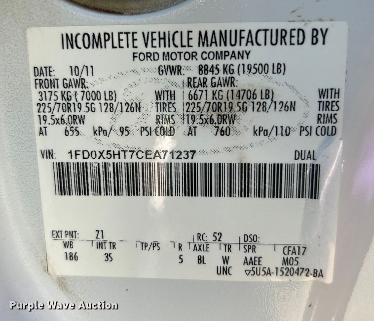 image for item EG0990 2012 Ford F550 Super Duty XL SuperCab utility / service truck