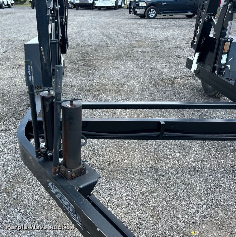 image for item EG0996 2008 Kiefer Built reel trailer