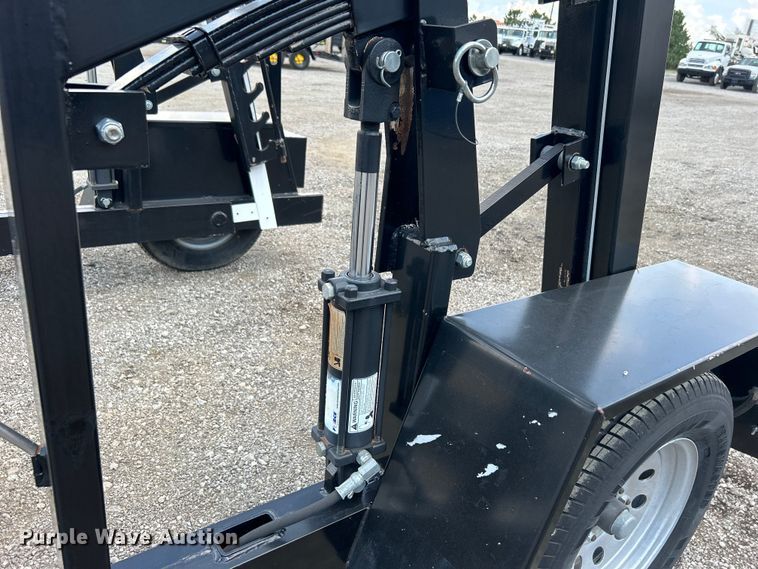 image for item EG0996 2008 Kiefer Built reel trailer