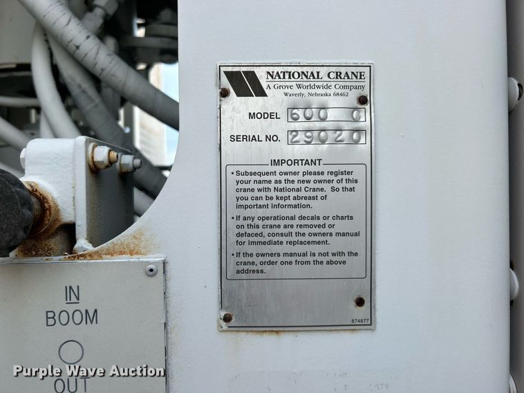 image for item EG1000 1998 International  4900 crane truck