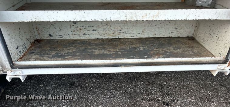 image for item EG1000 1998 International  4900 crane truck