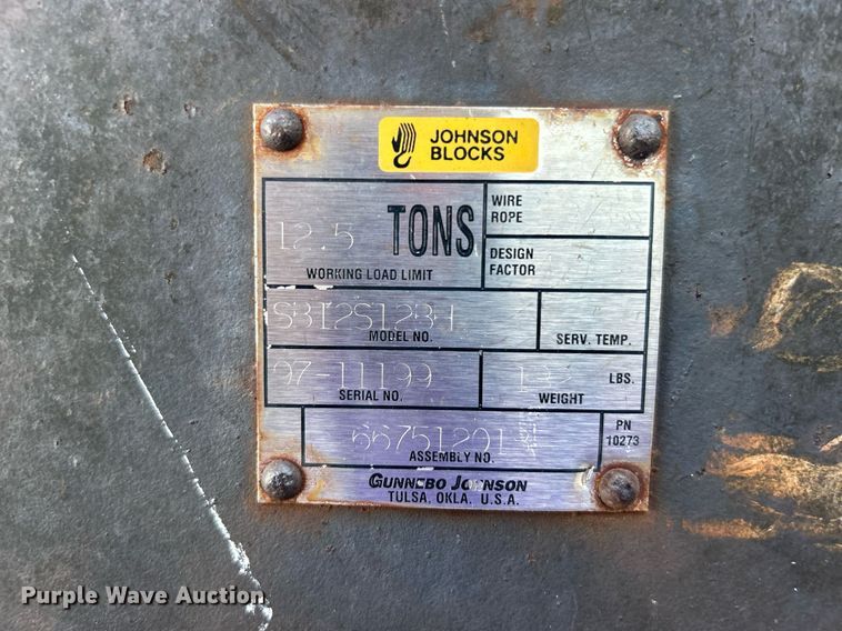 image for item EG1000 1998 International  4900 crane truck