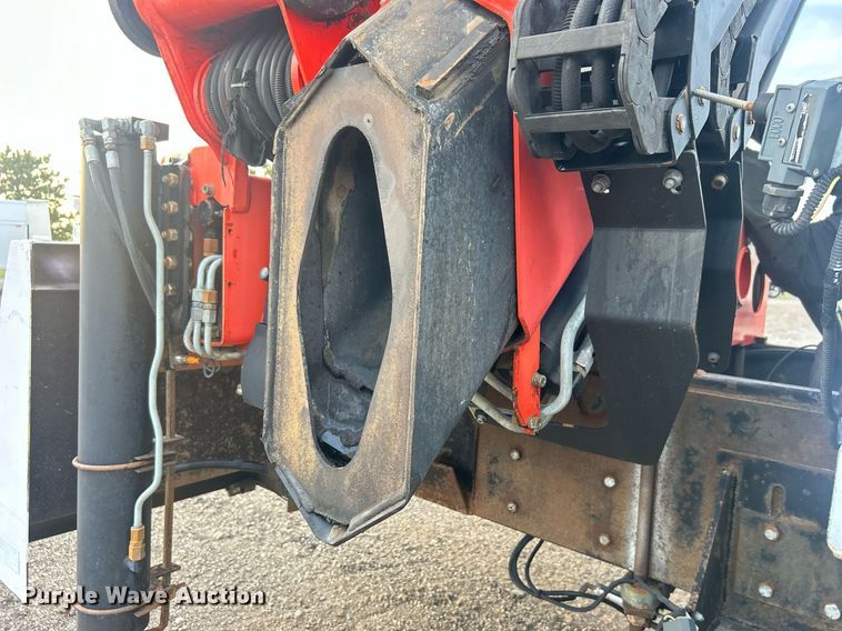 image for item EG1001 2008 International  7500 crane truck