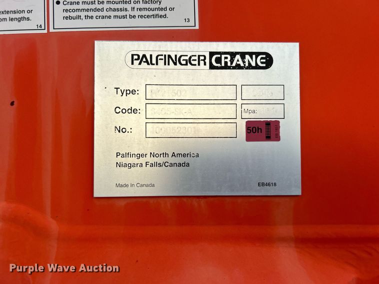 image for item EG1001 2008 International  7500 crane truck