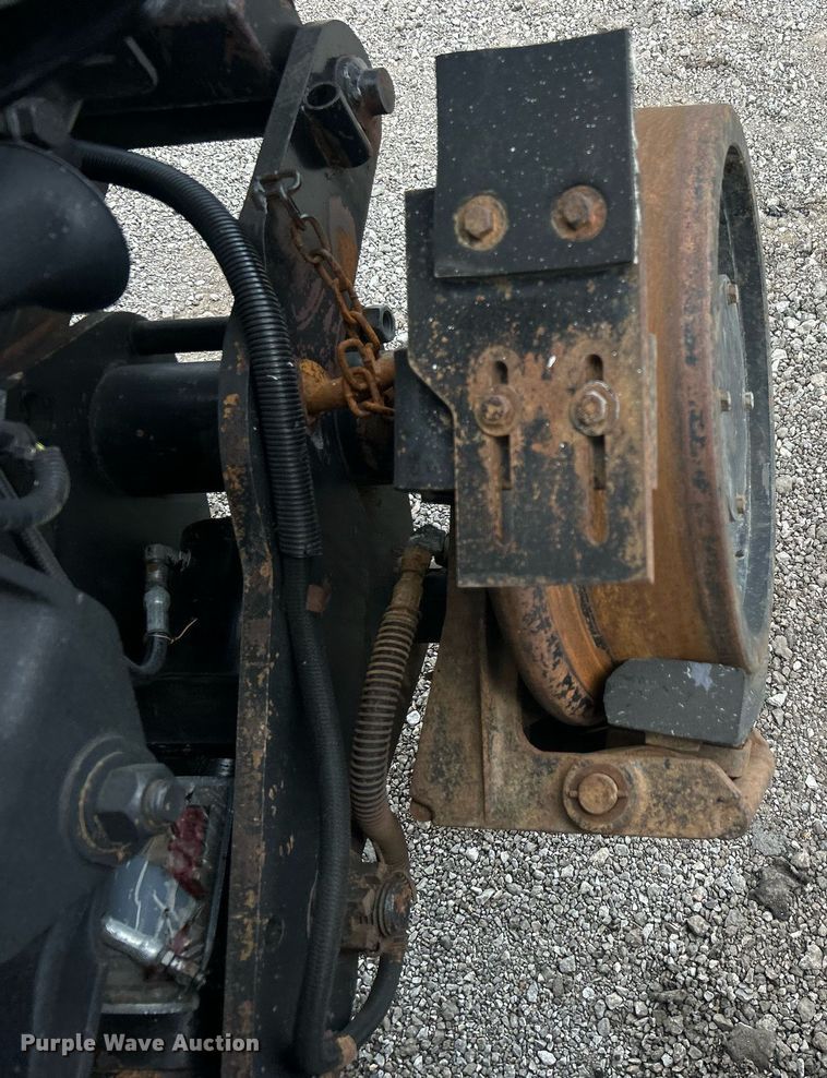 image for item EG1001 2008 International  7500 crane truck