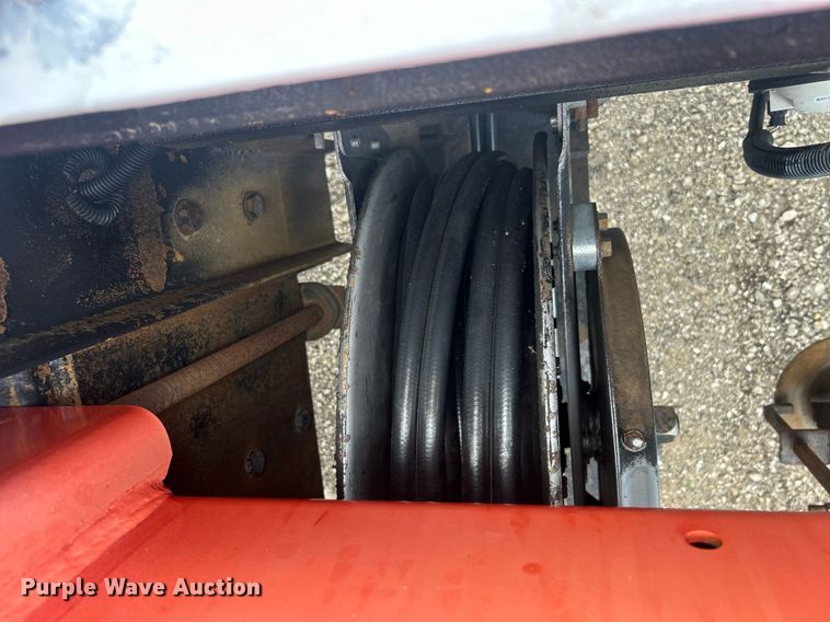 image for item EG1001 2008 International  7500 crane truck