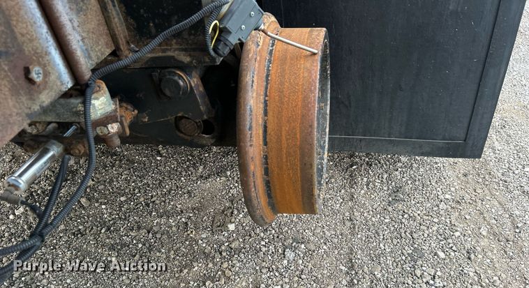 image for item EG1001 2008 International  7500 crane truck