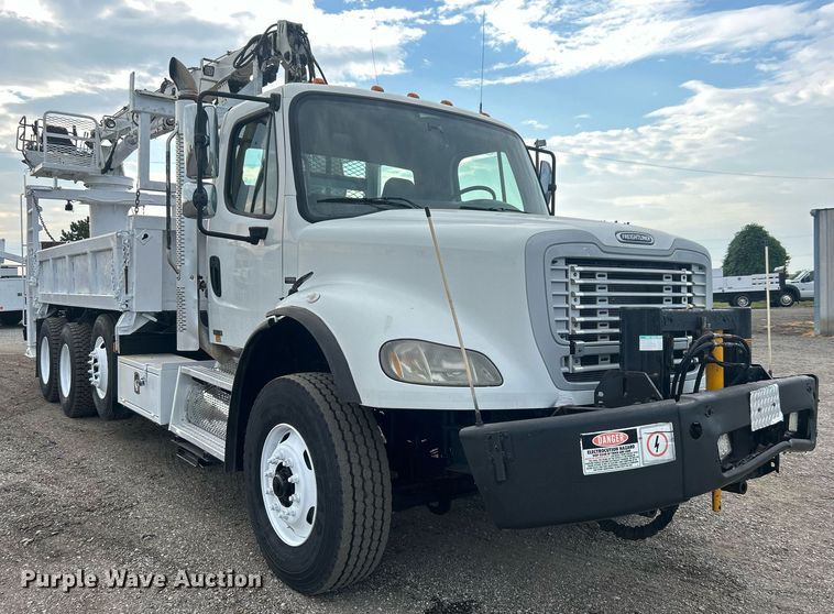 image for item EG1003 2010 Freightliner  Business Class M2 grapple crane truck