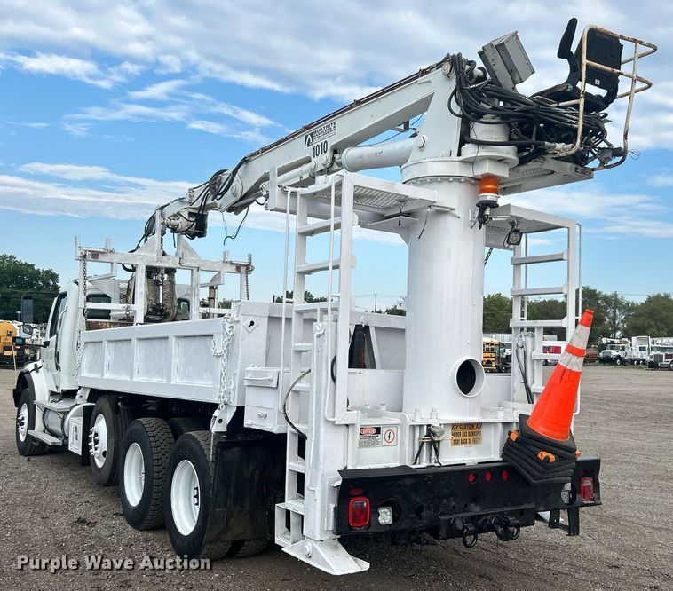 image for item EG1003 2010 Freightliner  Business Class M2 grapple crane truck