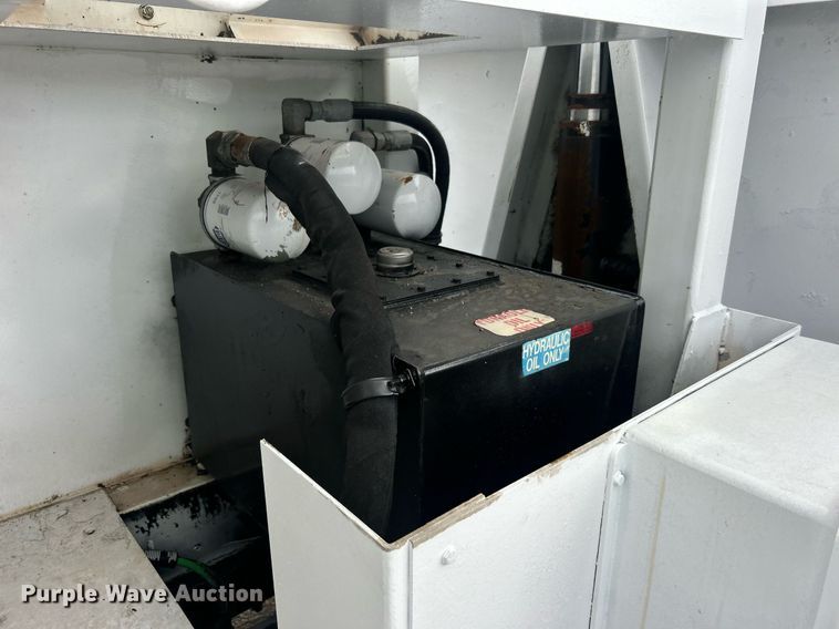 image for item EG1003 2010 Freightliner  Business Class M2 grapple crane truck