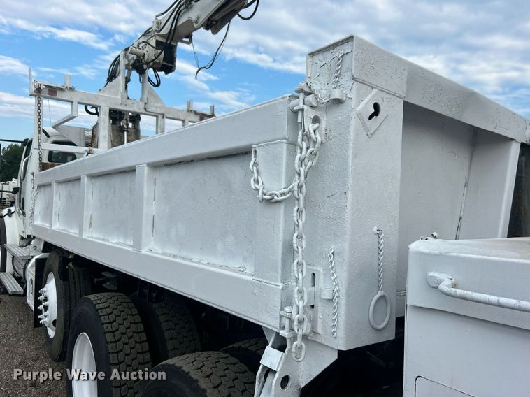 image for item EG1003 2010 Freightliner  Business Class M2 grapple crane truck