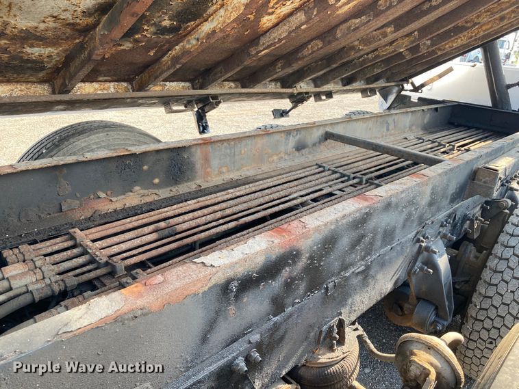 image for item EG1003 2010 Freightliner  Business Class M2 grapple crane truck