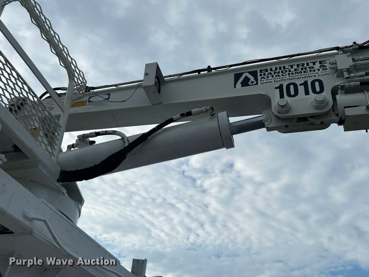 image for item EG1003 2010 Freightliner  Business Class M2 grapple crane truck