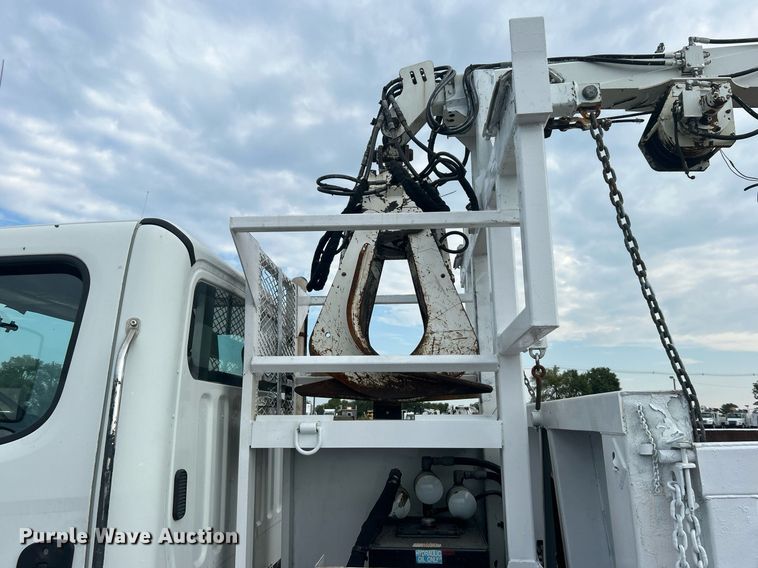 image for item EG1003 2010 Freightliner  Business Class M2 grapple crane truck