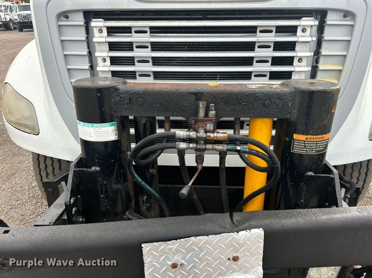 image for item EG1003 2010 Freightliner  Business Class M2 grapple crane truck