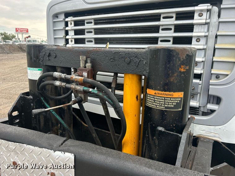 image for item EG1003 2010 Freightliner  Business Class M2 grapple crane truck