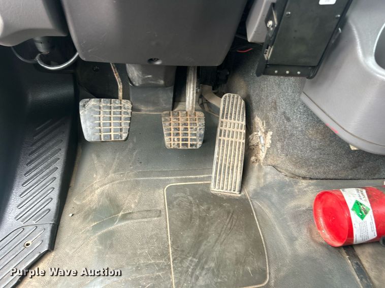 image for item EG1003 2010 Freightliner  Business Class M2 grapple crane truck