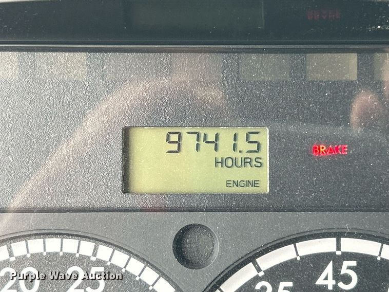 image for item EG1003 2010 Freightliner  Business Class M2 grapple crane truck