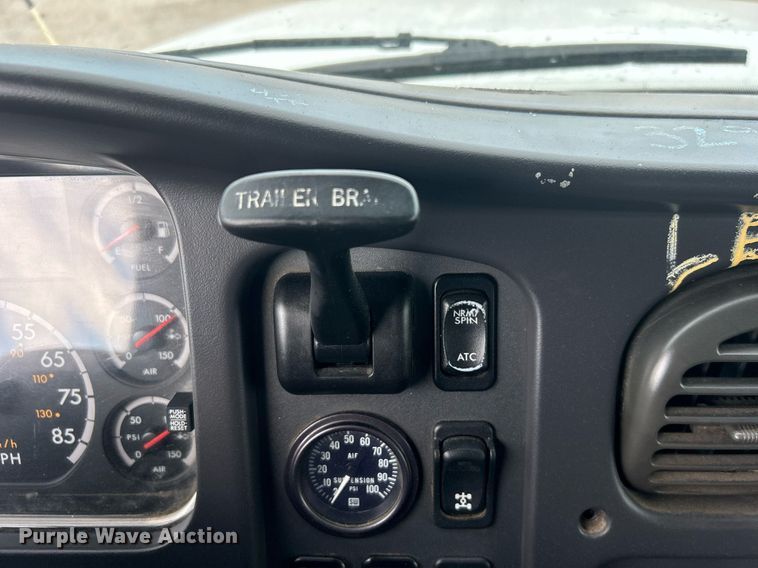 image for item EG1003 2010 Freightliner  Business Class M2 grapple crane truck