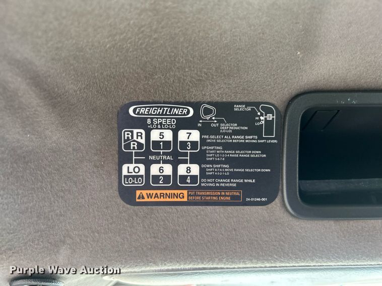 image for item EG1003 2010 Freightliner  Business Class M2 grapple crane truck