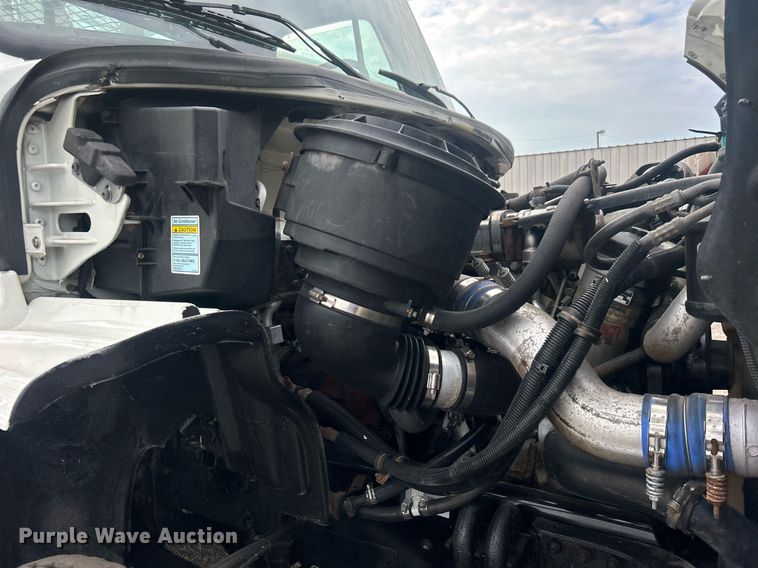 image for item EG1003 2010 Freightliner  Business Class M2 grapple crane truck