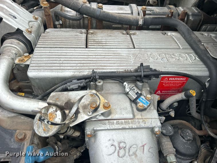 image for item EG1003 2010 Freightliner  Business Class M2 grapple crane truck