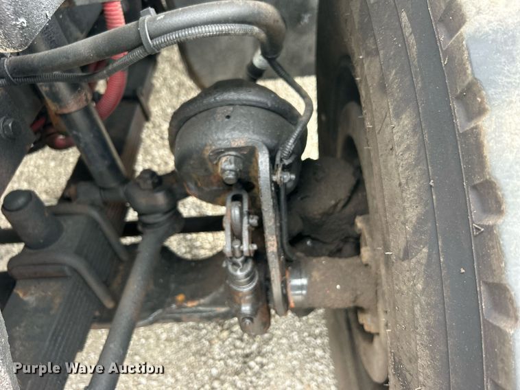 image for item EG1003 2010 Freightliner  Business Class M2 grapple crane truck