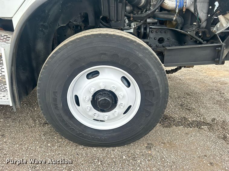 image for item EG1003 2010 Freightliner  Business Class M2 grapple crane truck