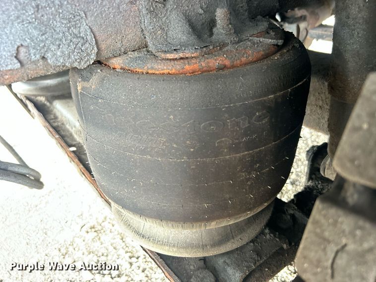 image for item EG1003 2010 Freightliner  Business Class M2 grapple crane truck