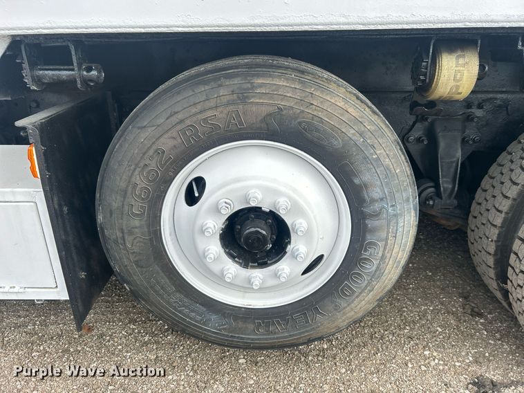 image for item EG1003 2010 Freightliner  Business Class M2 grapple crane truck