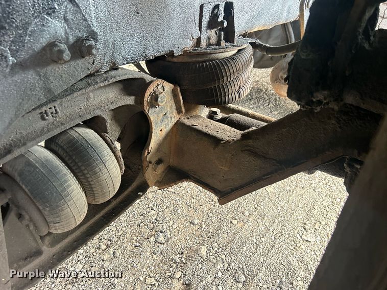 image for item EG1003 2010 Freightliner  Business Class M2 grapple crane truck