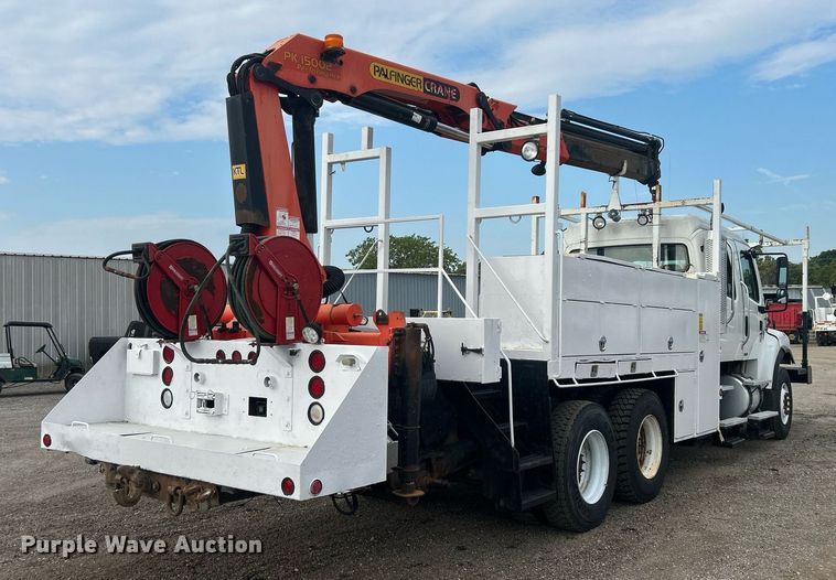 image for item EG1004 2007 Freightliner  Business Class M2 crane truck