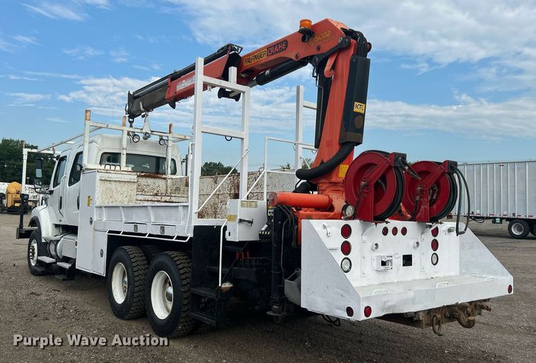 image for item EG1004 2007 Freightliner  Business Class M2 crane truck