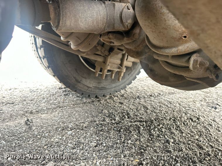 image for item EG1004 2007 Freightliner  Business Class M2 crane truck