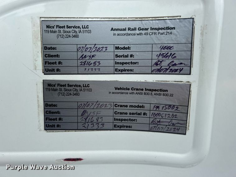 image for item EG1004 2007 Freightliner  Business Class M2 crane truck