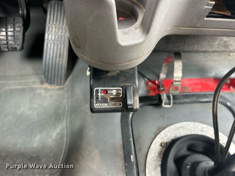 image for item EG1004 2007 Freightliner  Business Class M2 crane truck