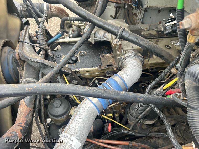 image for item EG1004 2007 Freightliner  Business Class M2 crane truck