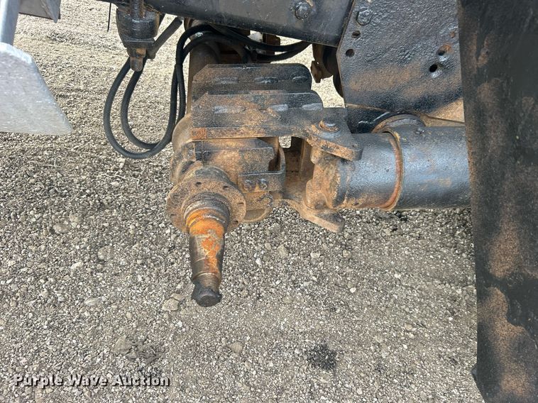 image for item EG1004 2007 Freightliner  Business Class M2 crane truck